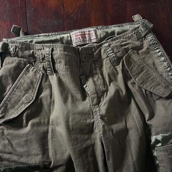 Abercrombie & Fitch Utility Cargo Pants Baggy Y2K Style Olive Satin Accents - Picture 6 of 16
